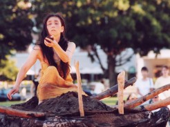 Offering in Manhattan (2002)